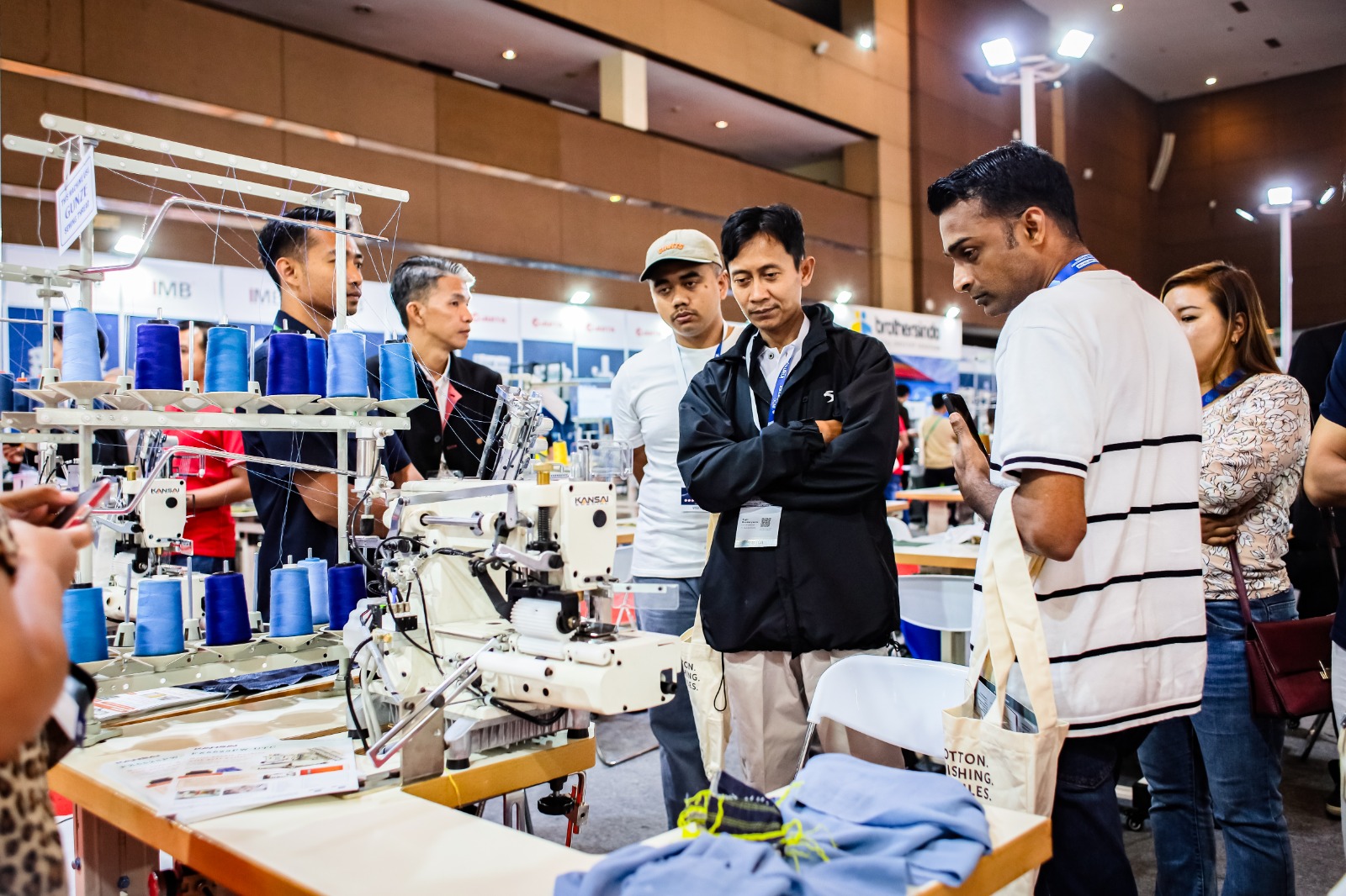 Geopolitical Turmoil Pressures Textile Industry as Raw Material Prices Surge and Domestic Market Becomes Key Support